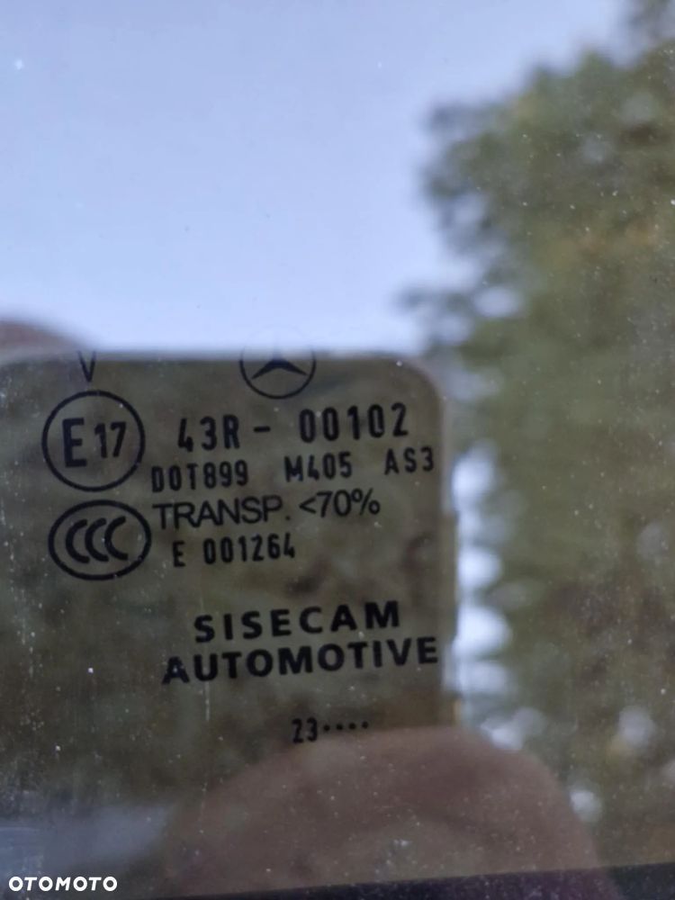 MERCEDES E-KLASA W214 DRZWI LEWE/PRAWE TYŁ KOD LAKIERU: 197 - 8