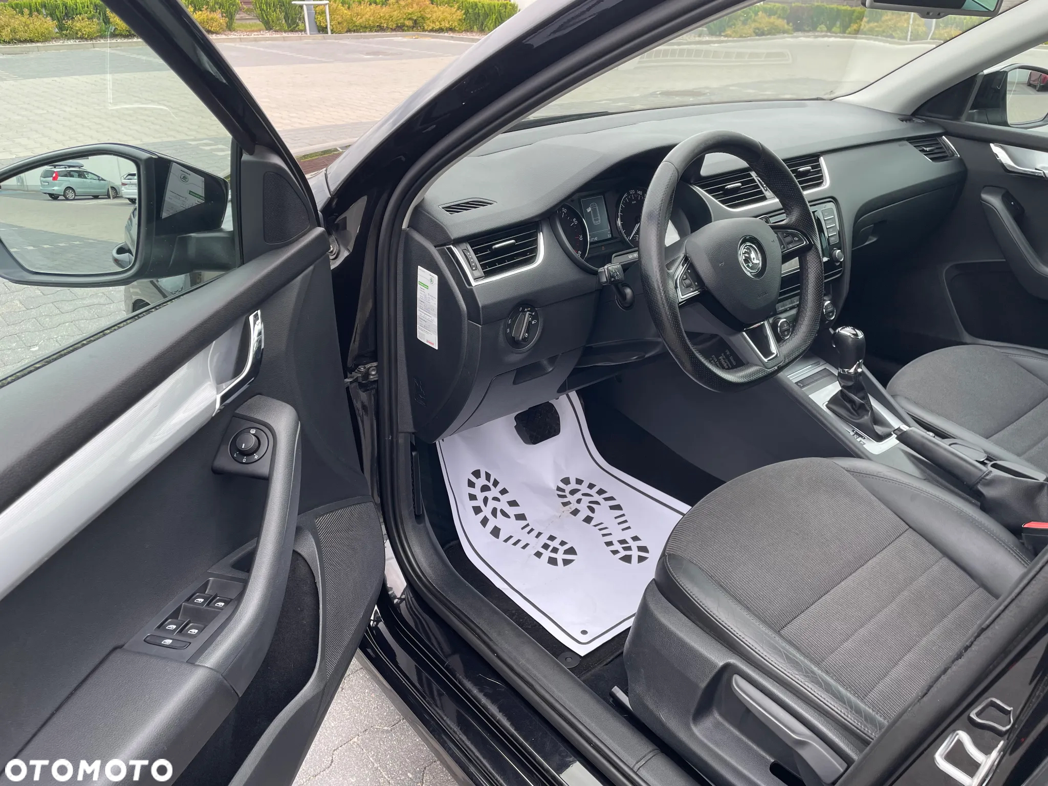 Skoda Octavia 1.8 TSI Joy DSG - 4