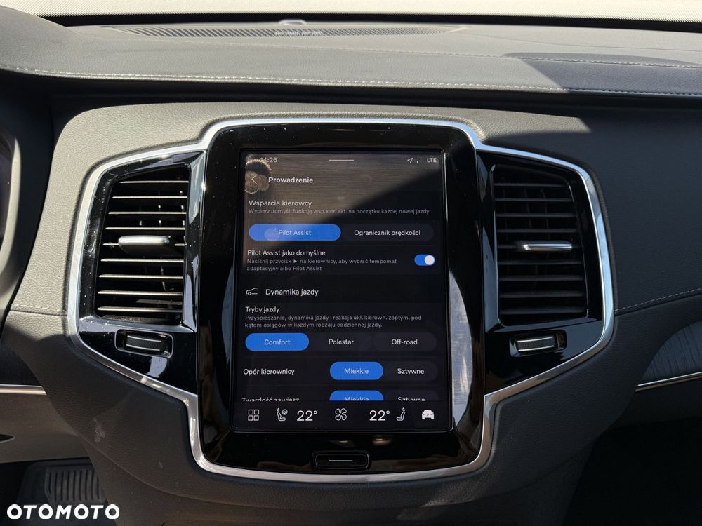 Volvo XC 90 - 25