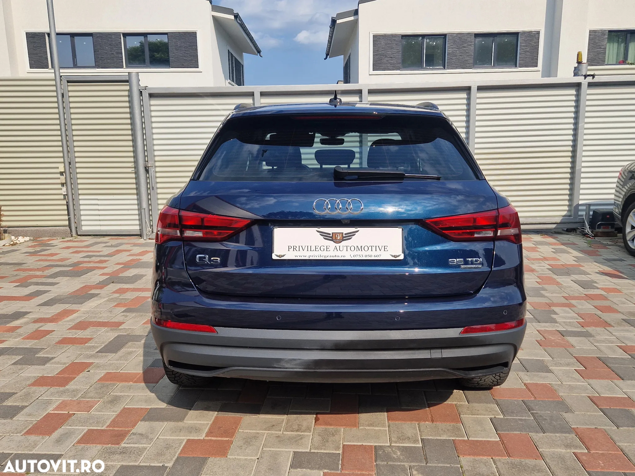 Audi Q3 2.0 35 TDI S tronic quattro Basic - 4