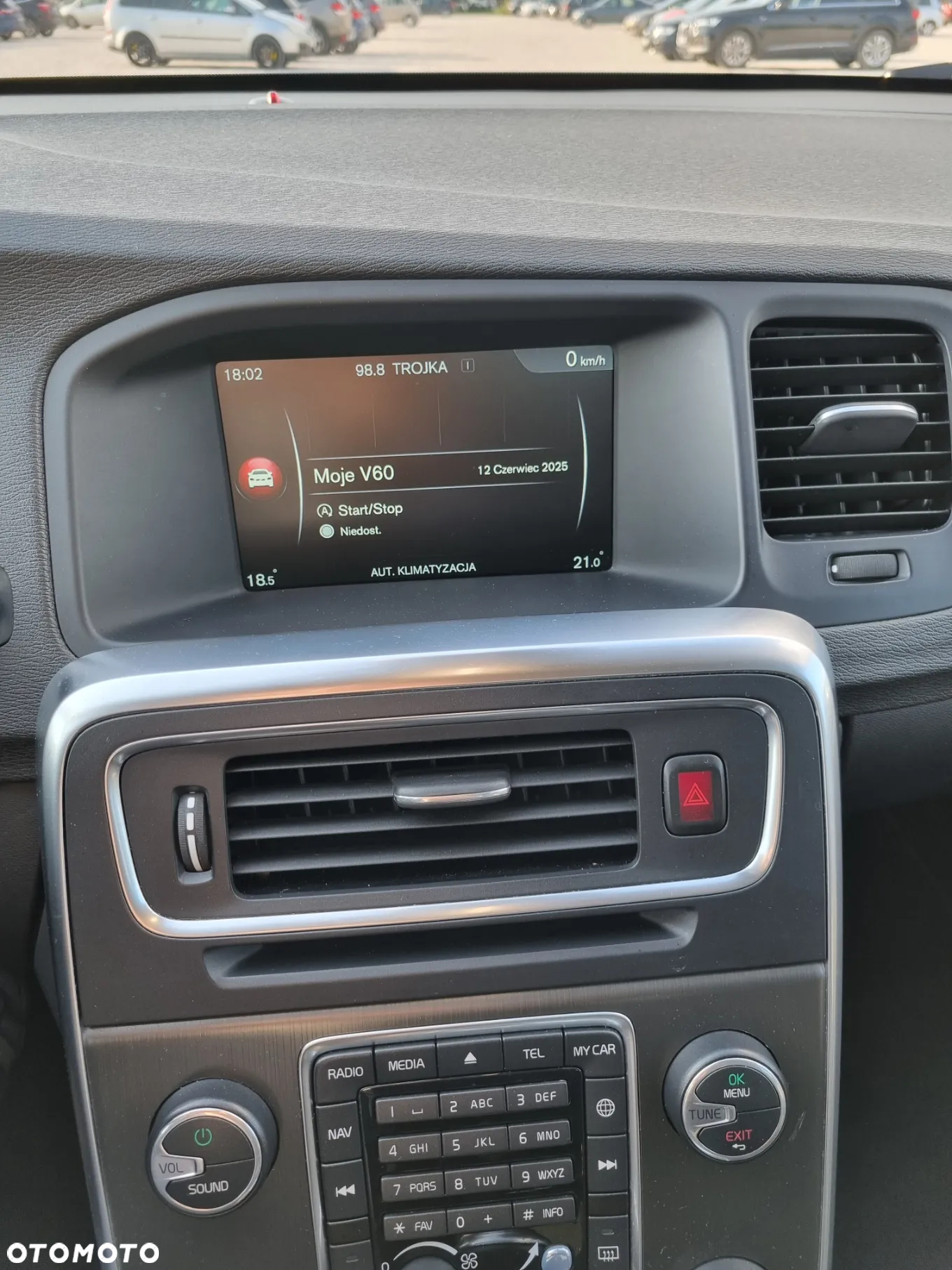 Volvo V60 D4 Drive-E Momentum - 22