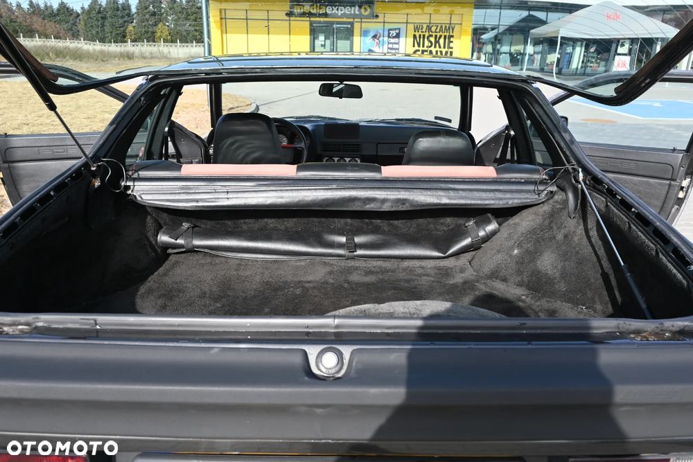 Porsche 924 Standard - 24