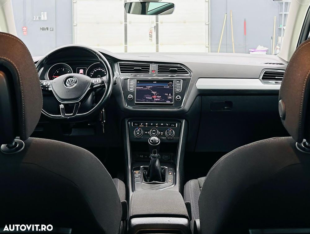 Volkswagen Tiguan - 6