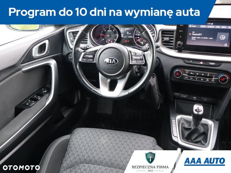 Kia Ceed - 9
