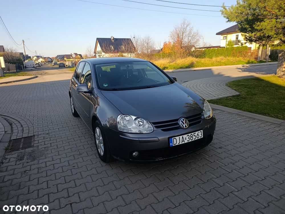 Volkswagen Golf V 1.6 Sportline - 2