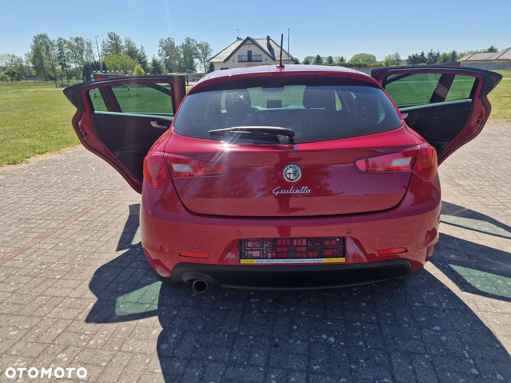 Alfa Romeo Giulietta - 10