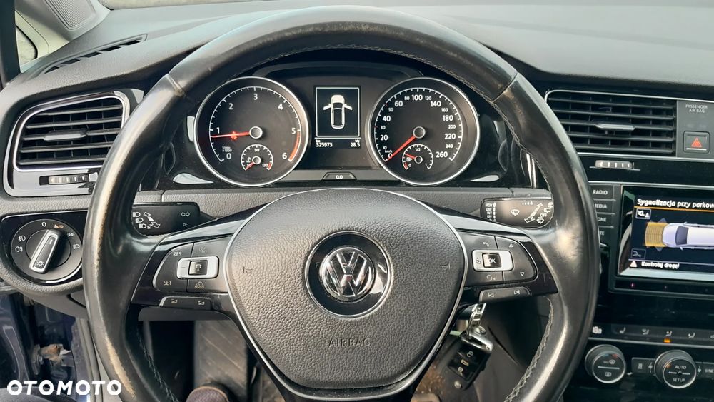 Volkswagen Golf - 9