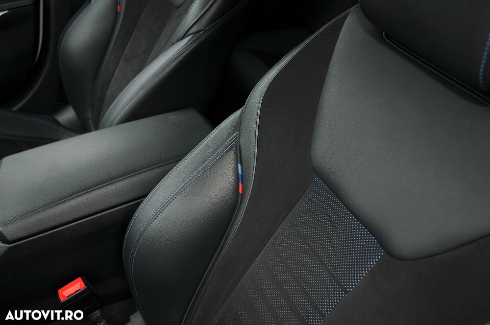 BMW Seria 3 330e Aut. M Sport - 35