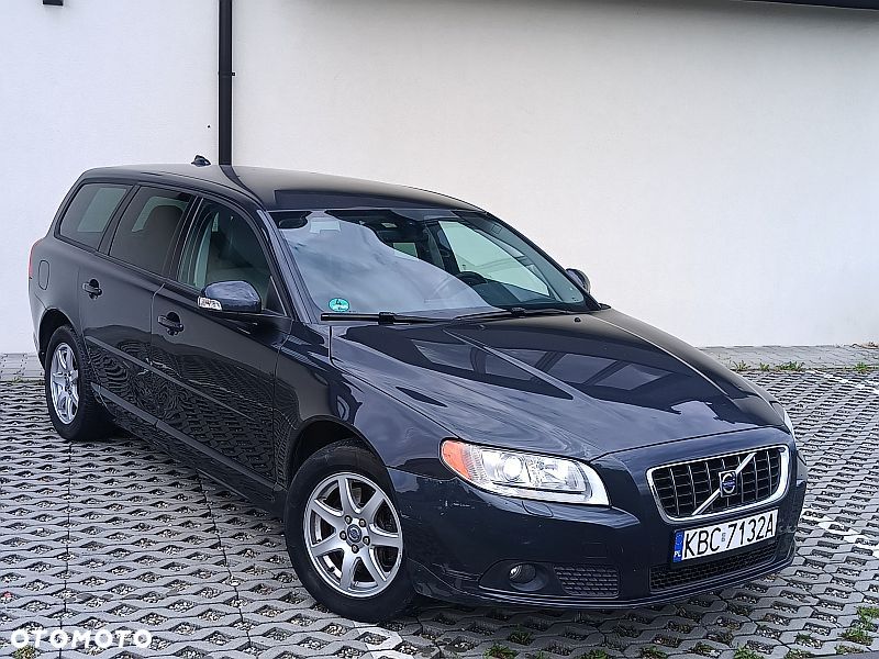 Volvo V70 D5 DPF Momentum - 10