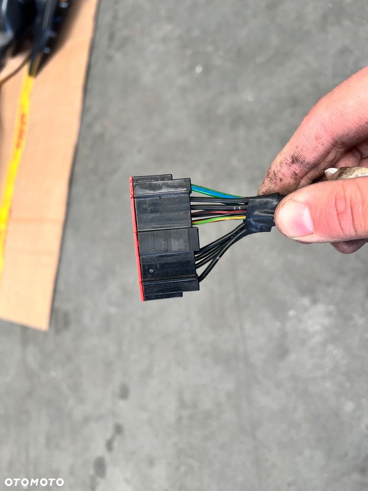 Wiązka przewodów klapy bagażnika FORD C-MAX MK1 3m5t-17n400-aas / 3m5t-17n400 - 4