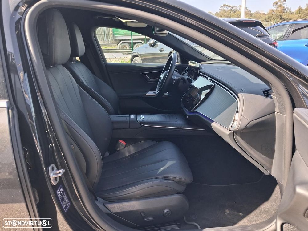 Mercedes-Benz E 220 d Avantgarde - 12