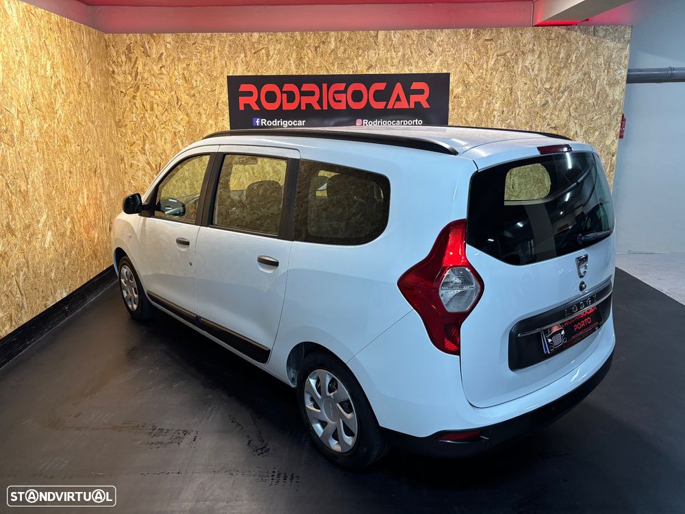 Dacia Lodgy 1.2 TCe Confort 7L - 4