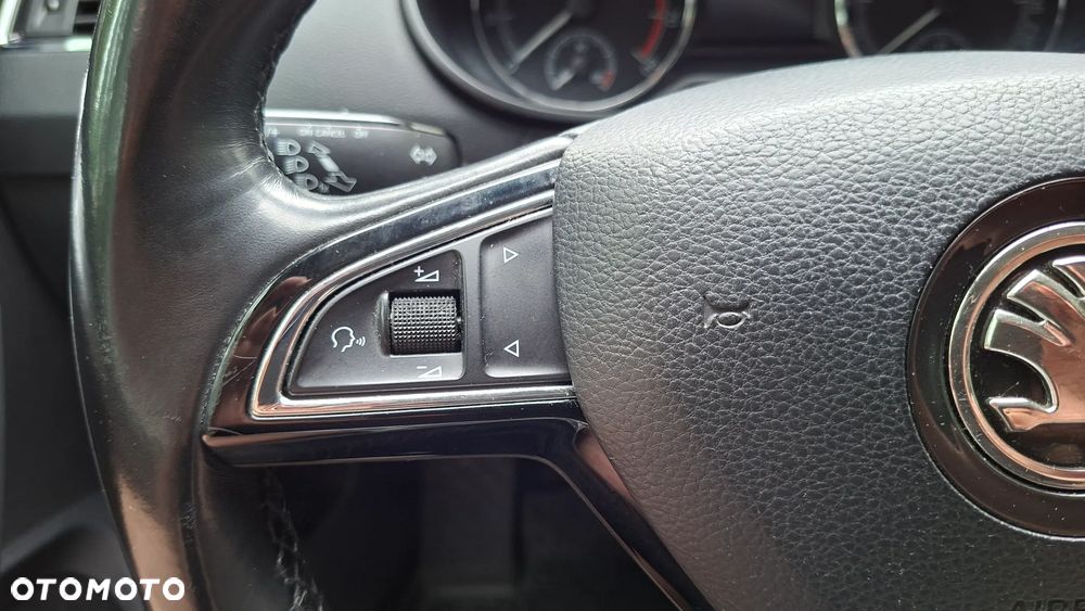 Skoda Octavia 1.5 TSI ACT Ambition - 12