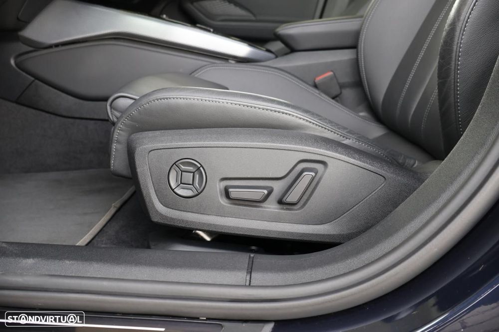 Audi A5 Avant TDI S line Tech - 33