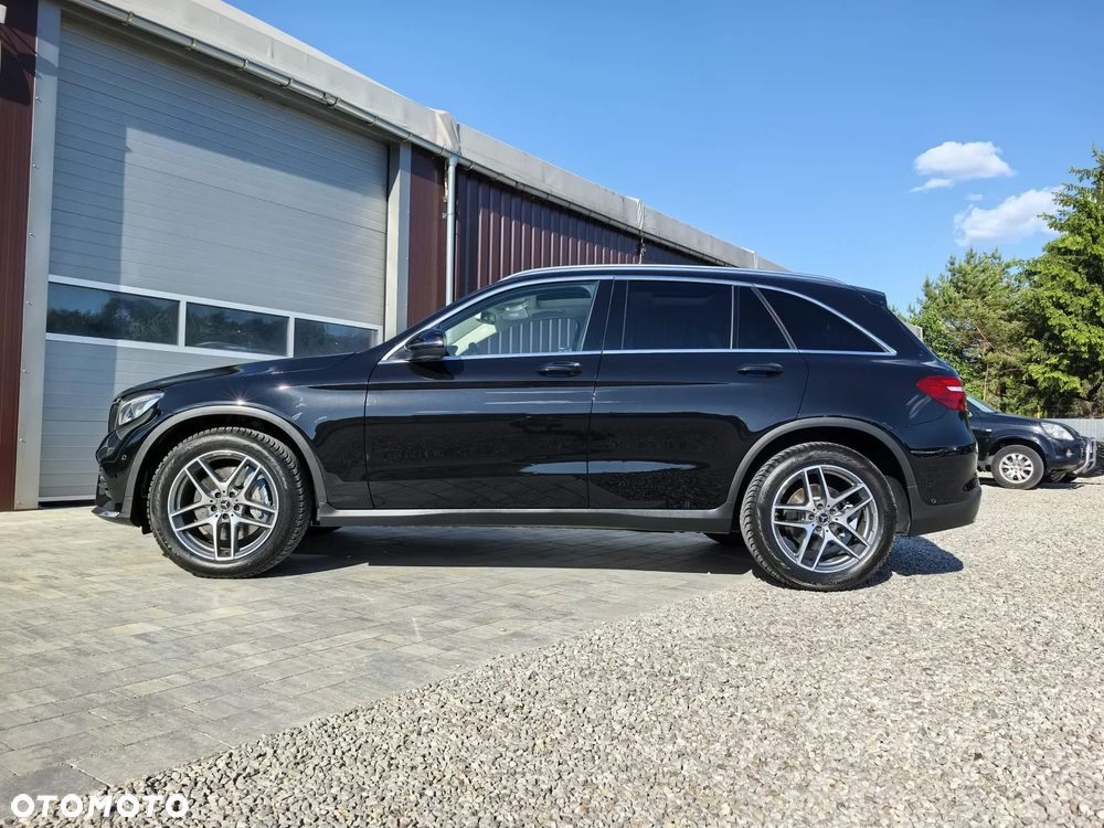 Mercedes-Benz GLC - 22