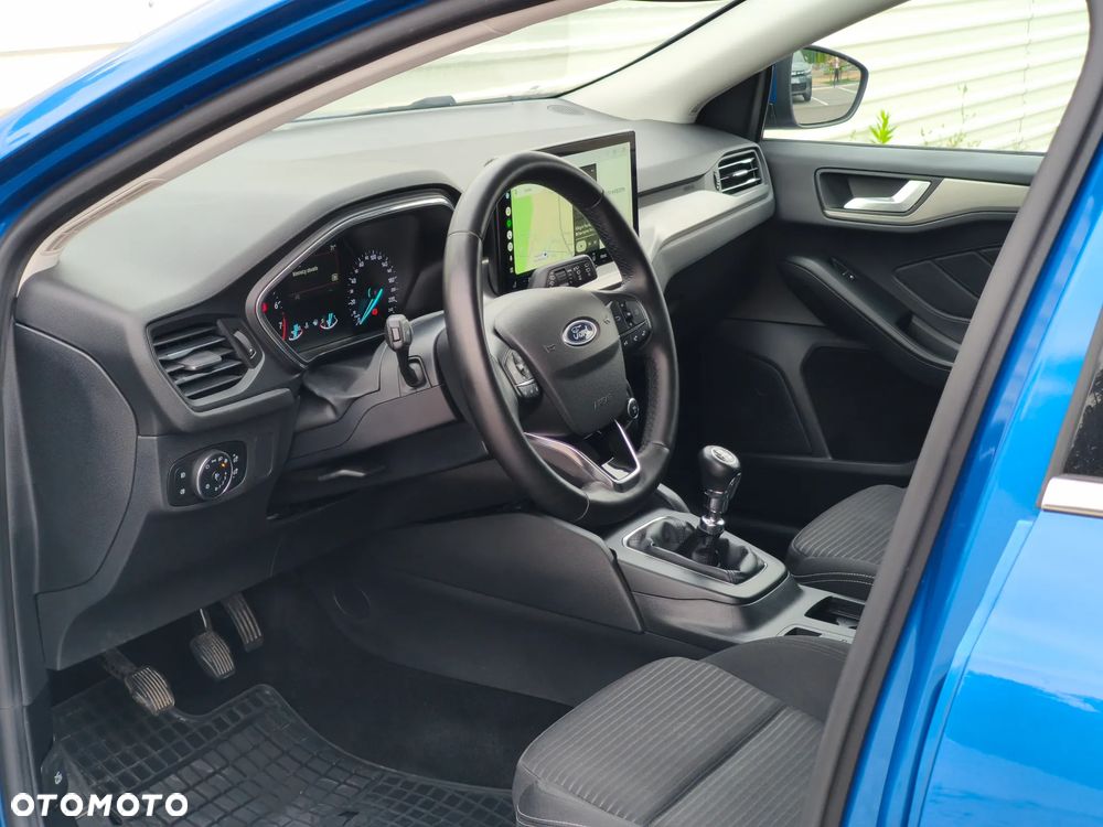 Ford Focus 1.0 EcoBoost Titanium - 10