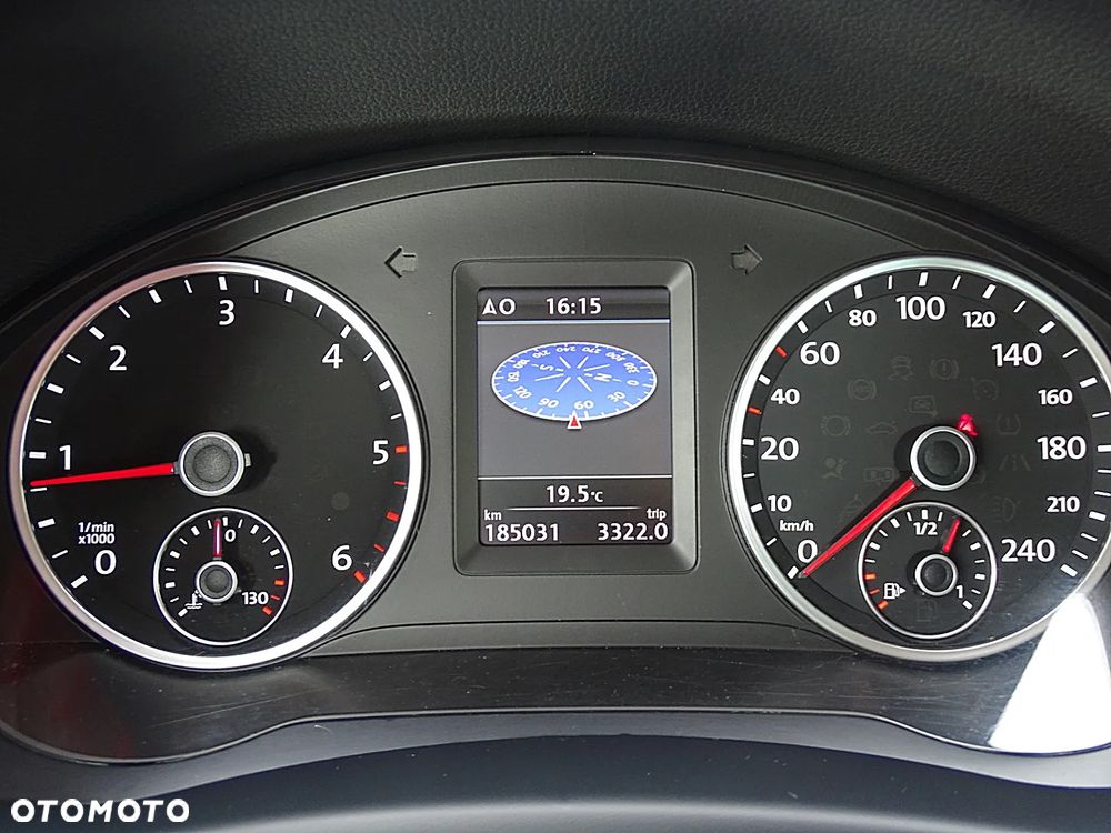 Volkswagen Tiguan 2.0 TDI DPF 4Motion Cup Sport & Style - 28