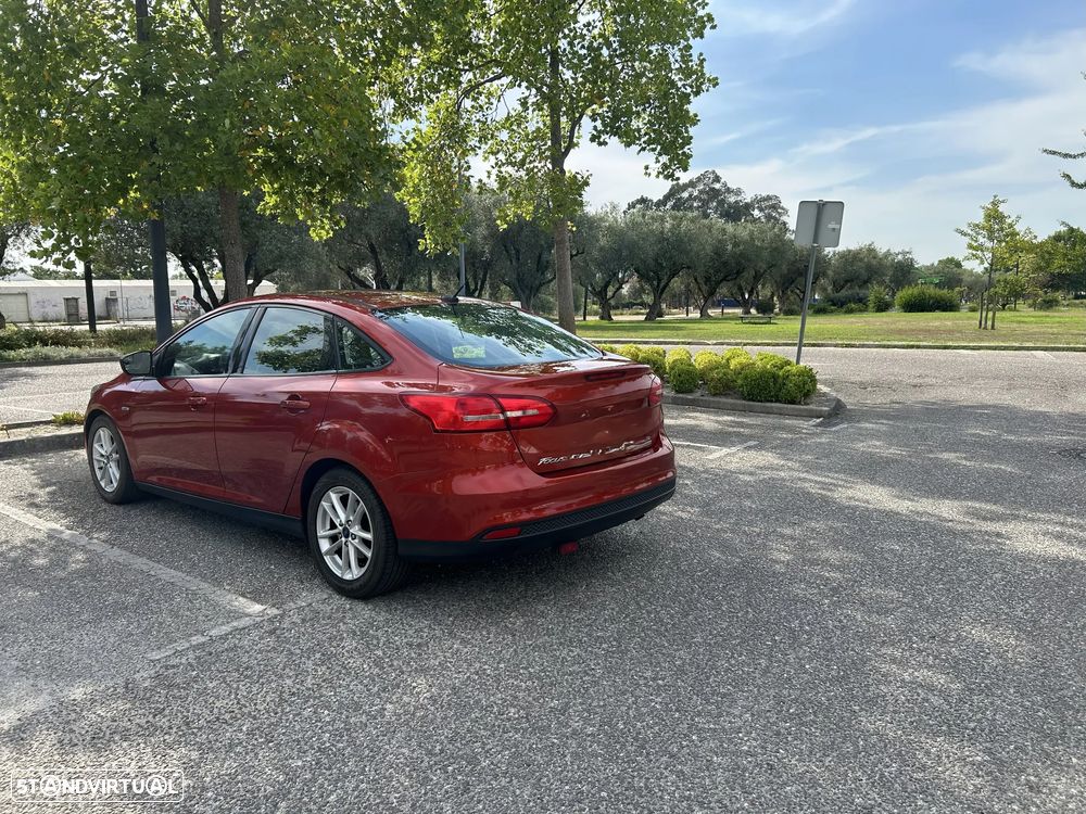 Ford Focus 1.0 EcoBoost S&S Aut. Business Edition - 2