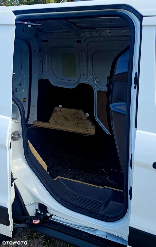Ford Transit Connect - 10