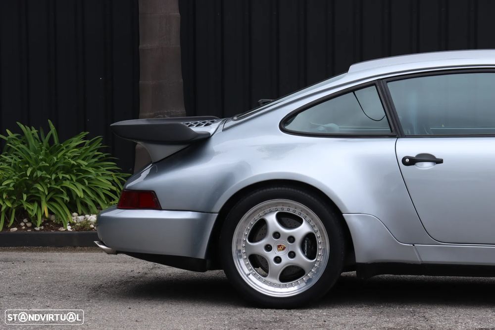 Porsche 911 (964) Coupé 3.3 Turbo II - 25