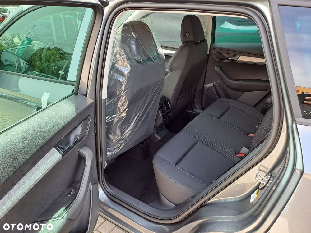 Skoda Karoq 2.0 TDI SCR 4x4 Drive DSG - 7