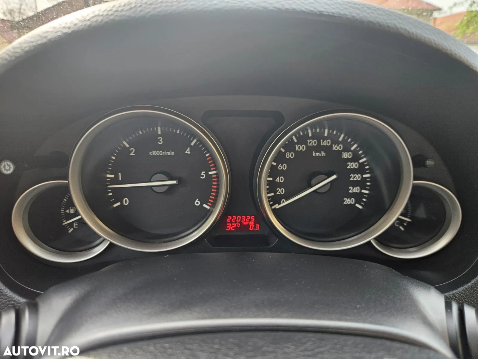 Mazda 6 Sport 2.2 CD DPF Comfort - 12