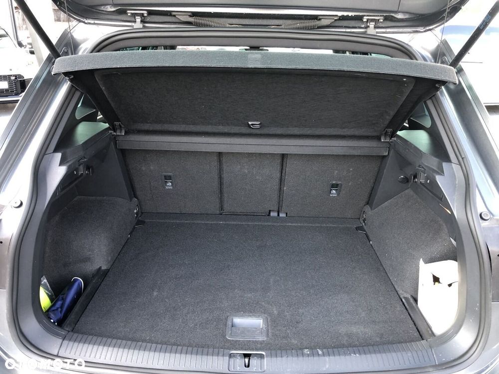 Volkswagen Tiguan - 23