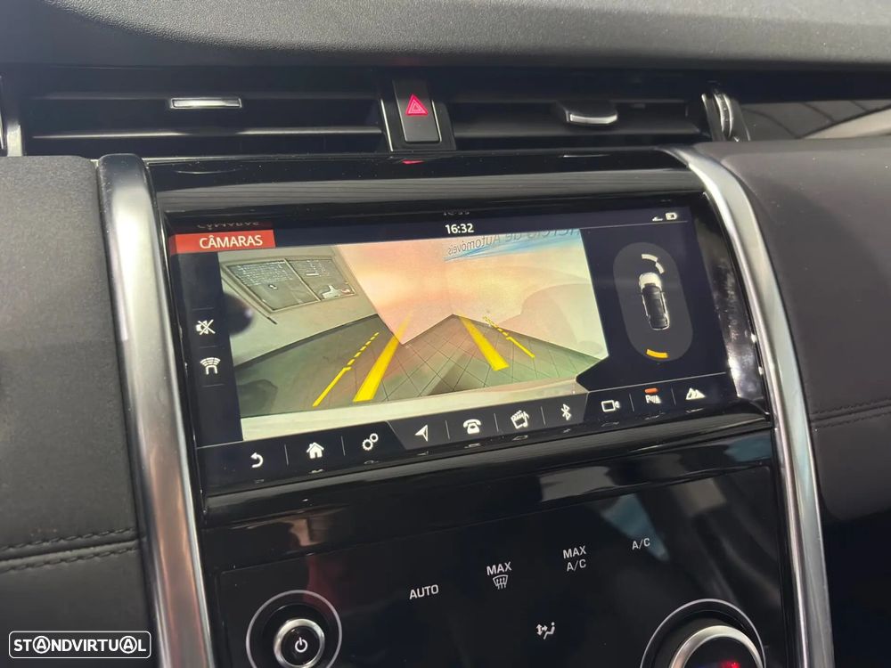 Land Rover Discovery Sport 1.5 I3 P300e AWD R-Dynamic SE - 13