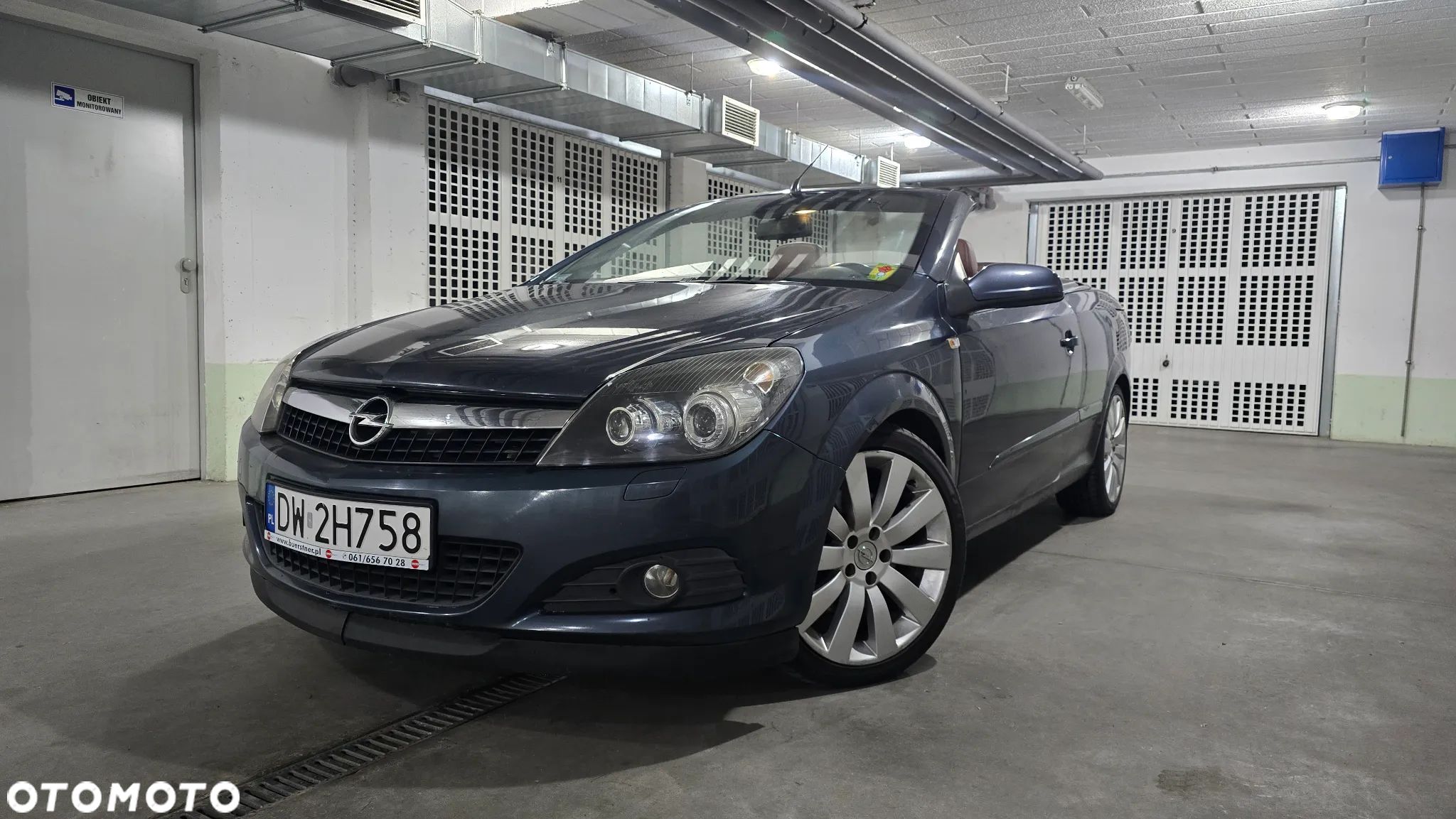 Opel Astra Twin Top 1.9 CDTI Cosmo - 1