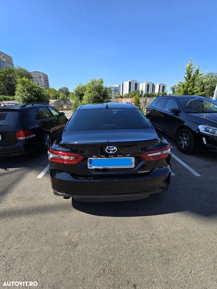 Toyota Camry 2.5 Exclusive - 7