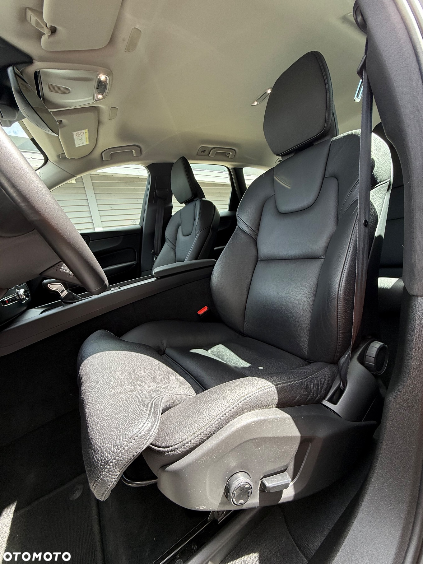 Volvo XC 60 - 8