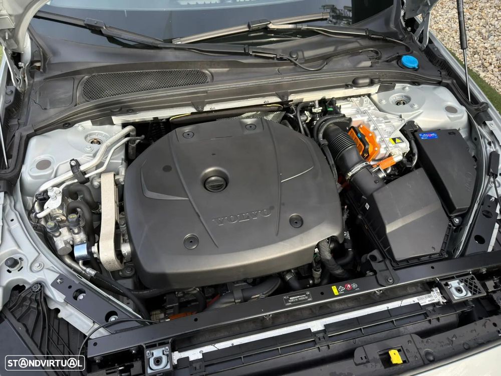 Volvo V60 2.0 T6 AWD TE Essential - 52