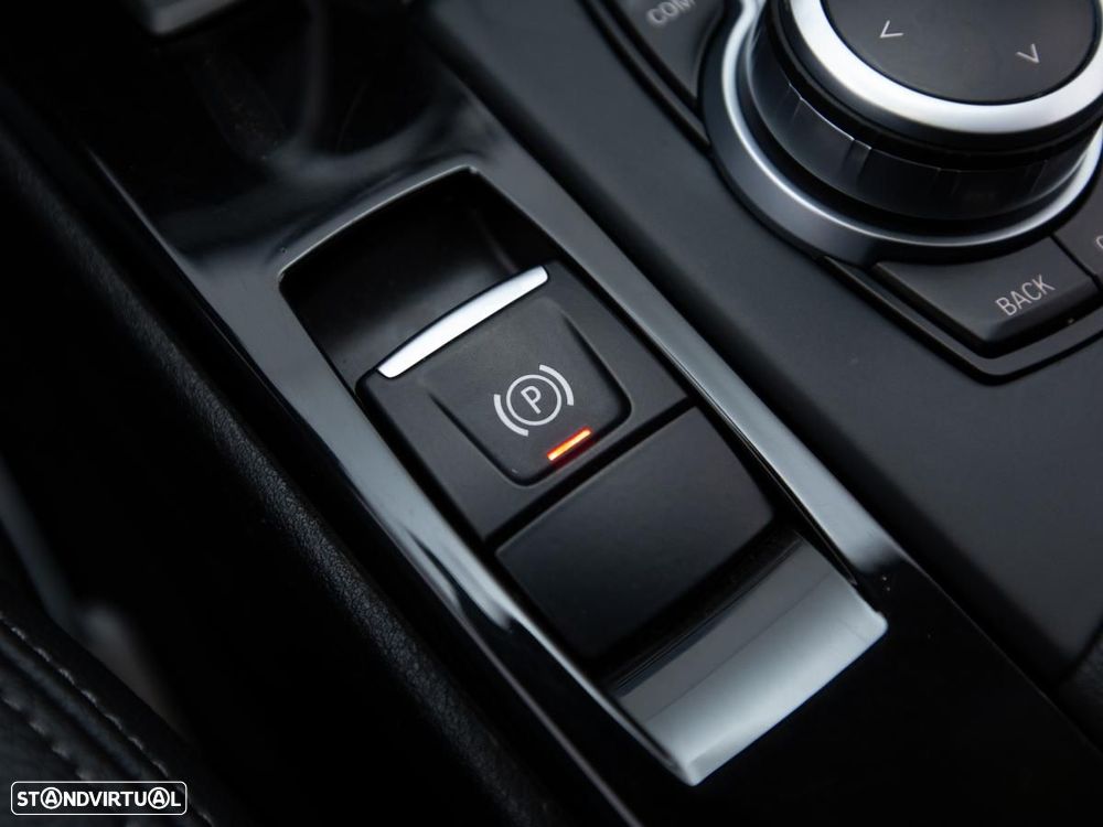 BMW X1 16 d sDrive xLine Auto - 22
