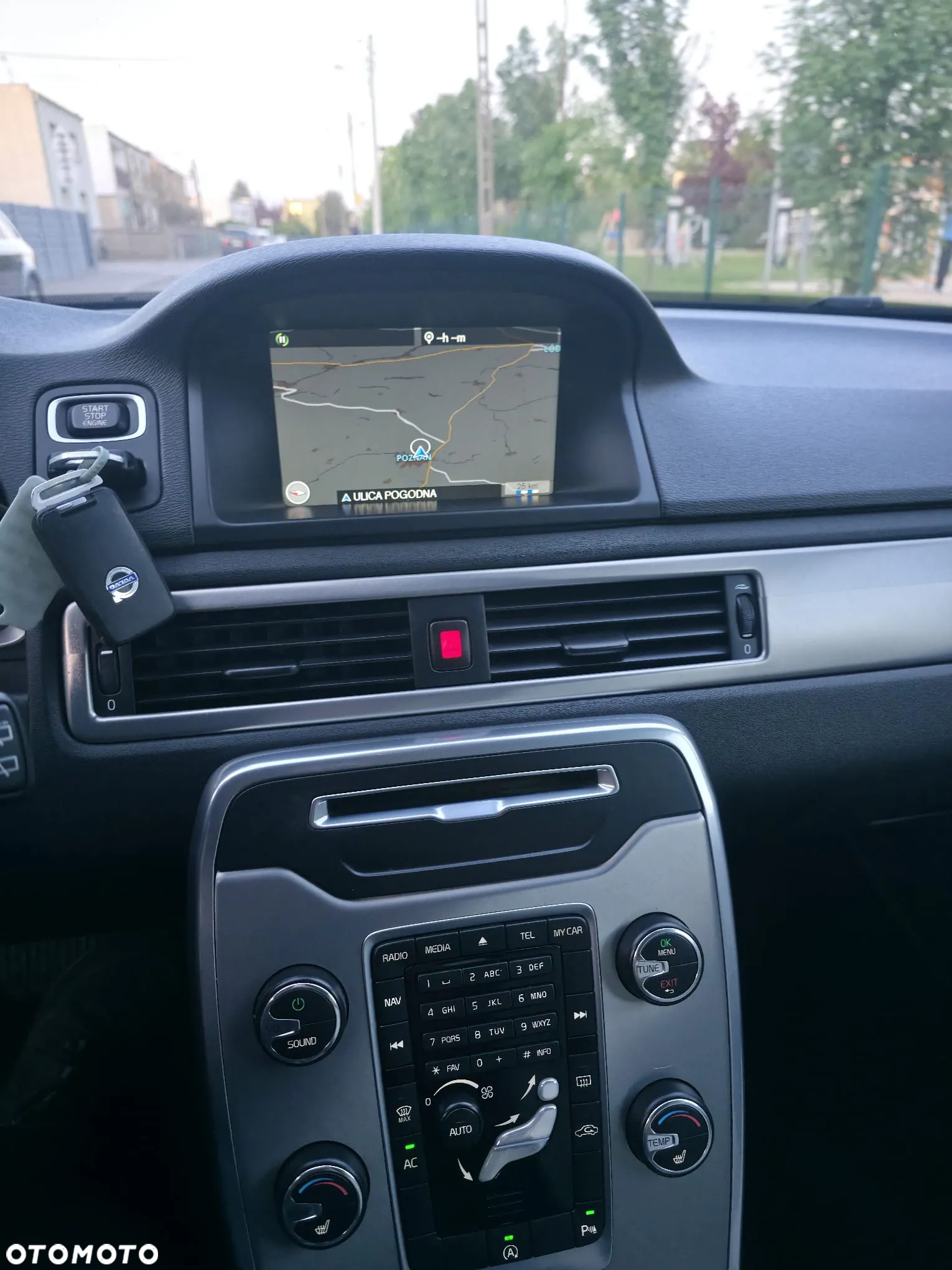 Volvo V70 D3 Geartronic Momentum - 32