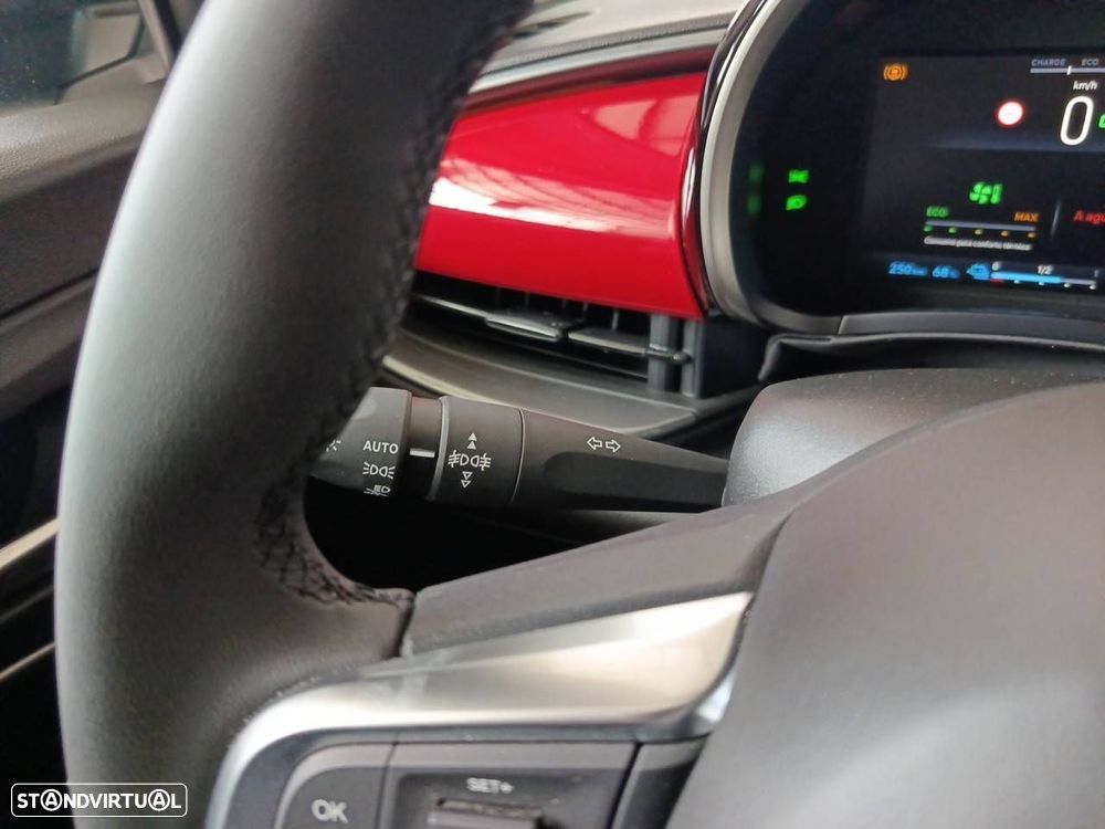 Fiat 600e 54 kWh (RED) - 14