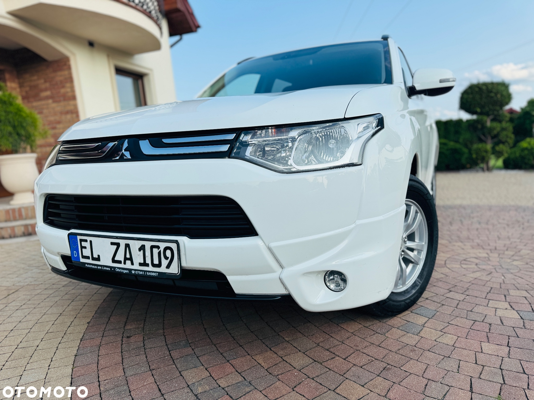Mitsubishi Outlander 2.0 Intense + Navi 4WD CVT - 19