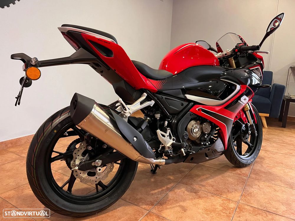 QJ Motor SRK 125R - COM OFERTA DE EQUIPAMENTO - 3