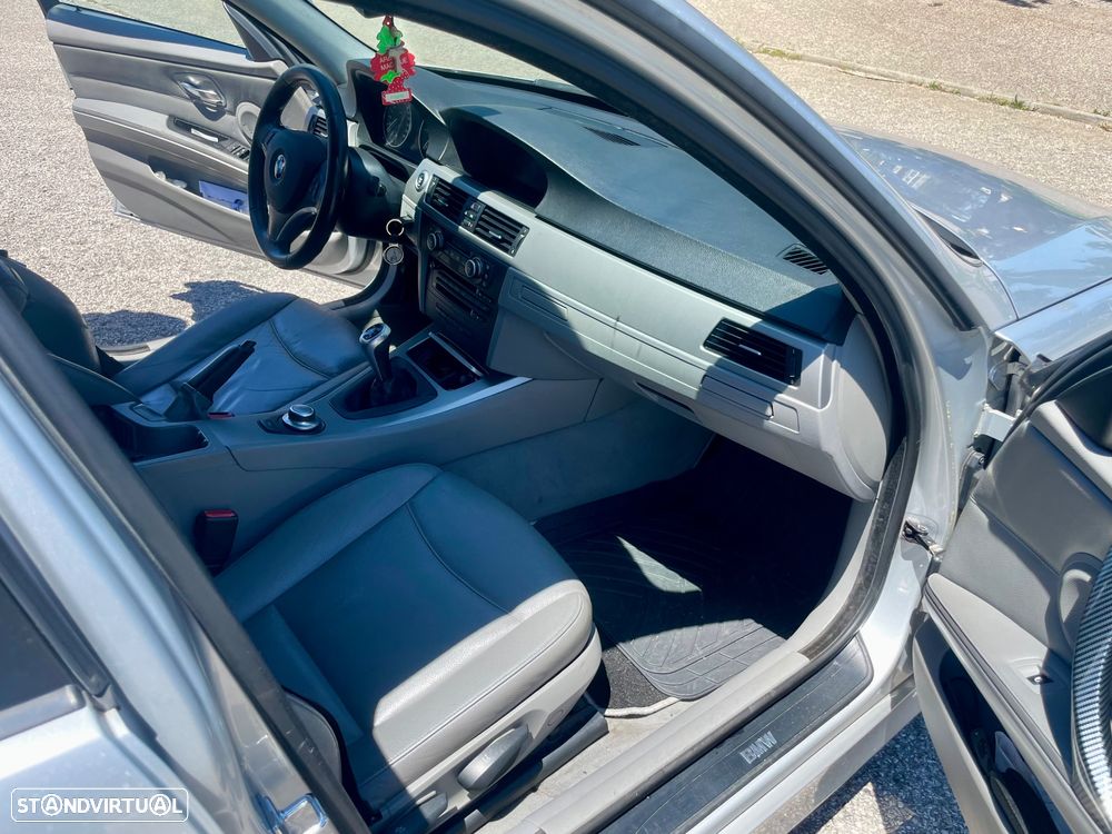 BMW 320 - 15