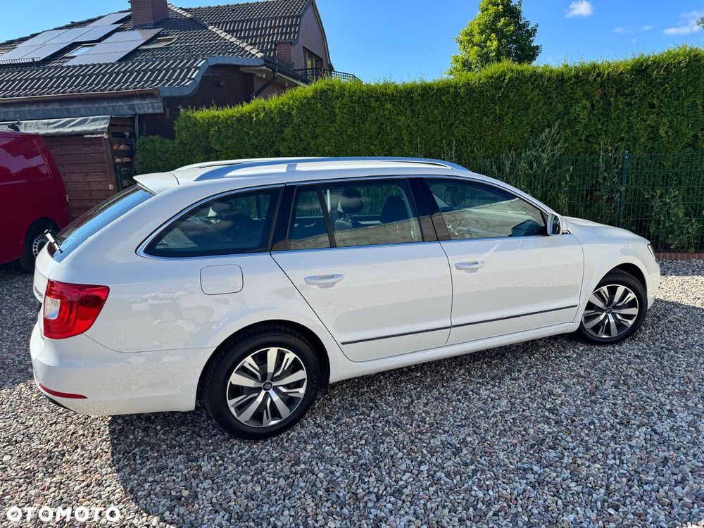 Skoda Superb 1.6 TDI Elegance Greenline - 3