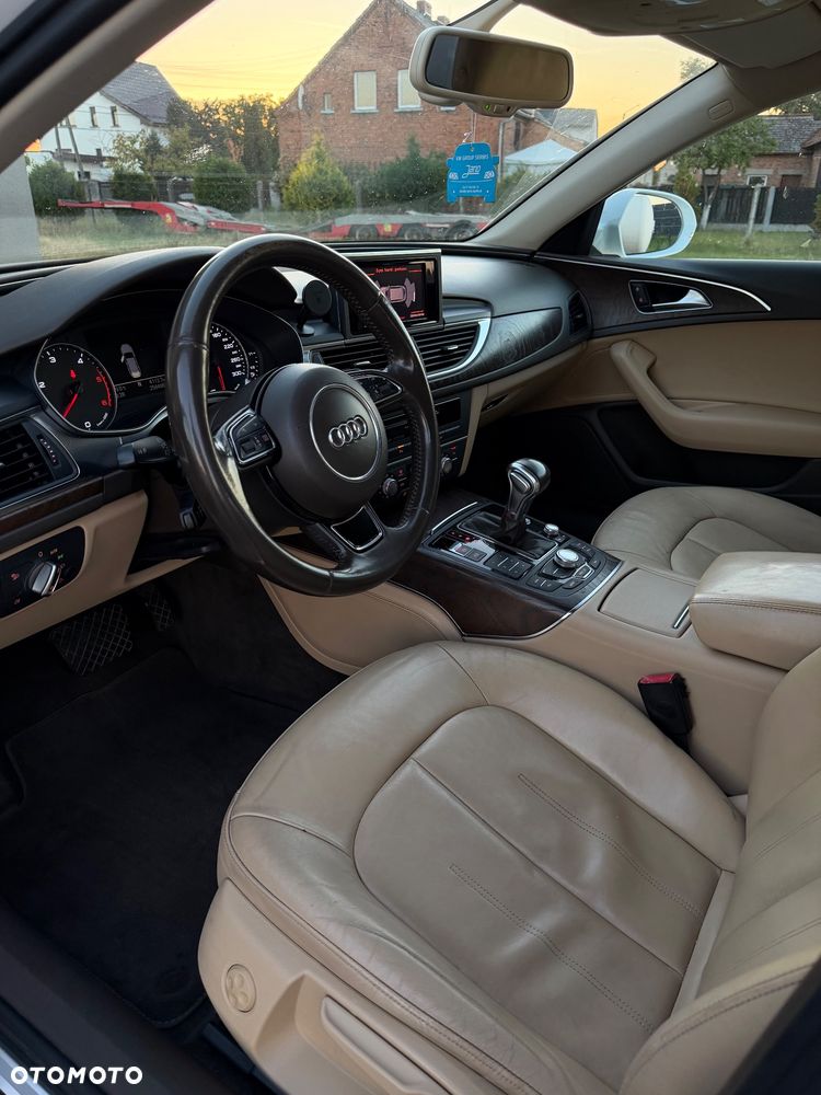 Audi A6 Avant - 27