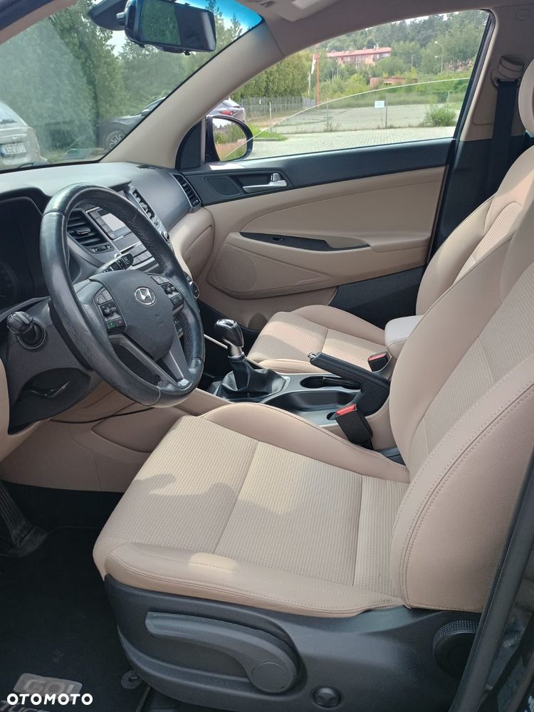 Hyundai Tucson 1.6 GDI BlueDrive Classic 2WD - 10