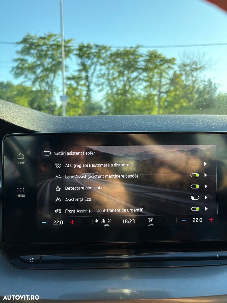 Skoda Octavia 2.0 TDI DSG Style - 11