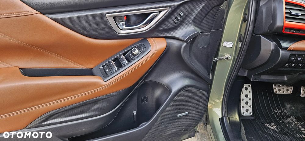 Subaru Forester 2.0i Platinum Lineartronic EU6 - 14