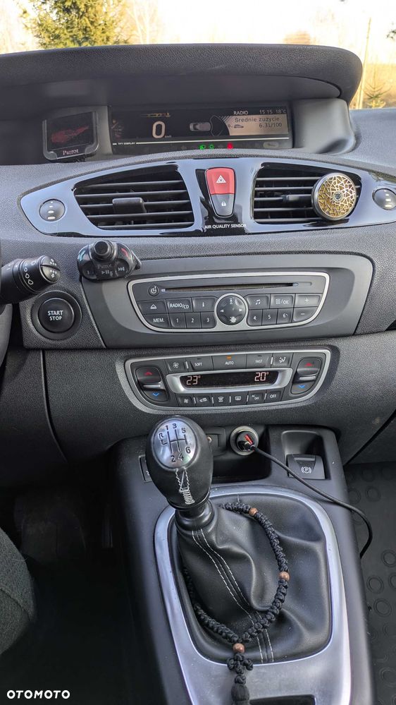 Renault Grand Scenic - 4