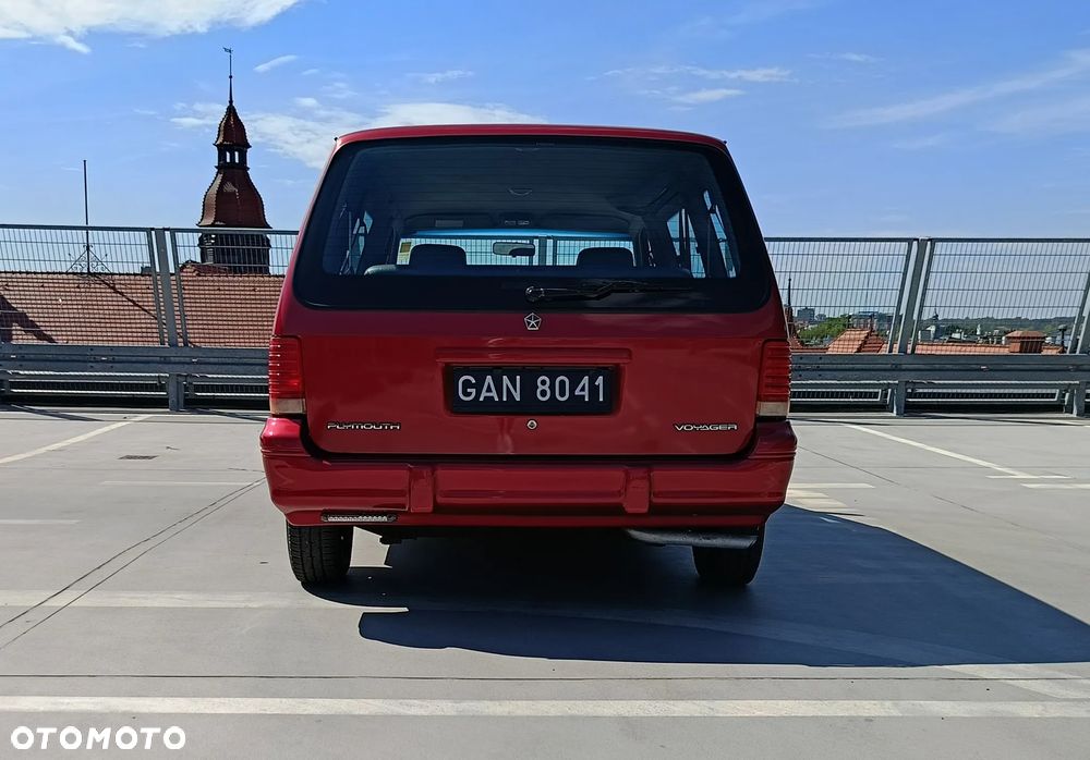 Chrysler Voyager - 8