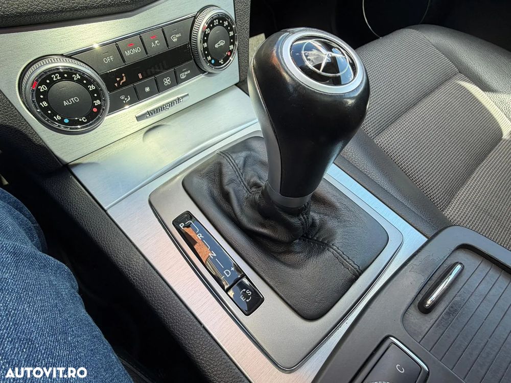 Mercedes-Benz C 250 CGI BlueEFFICIENCY Aut. - 9