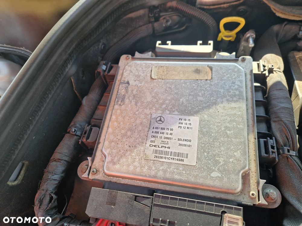 Mercedes-Benz Klasa E 220 CDI DPF BlueEFFICIENCY 7G-TRONIC Elegance - 14