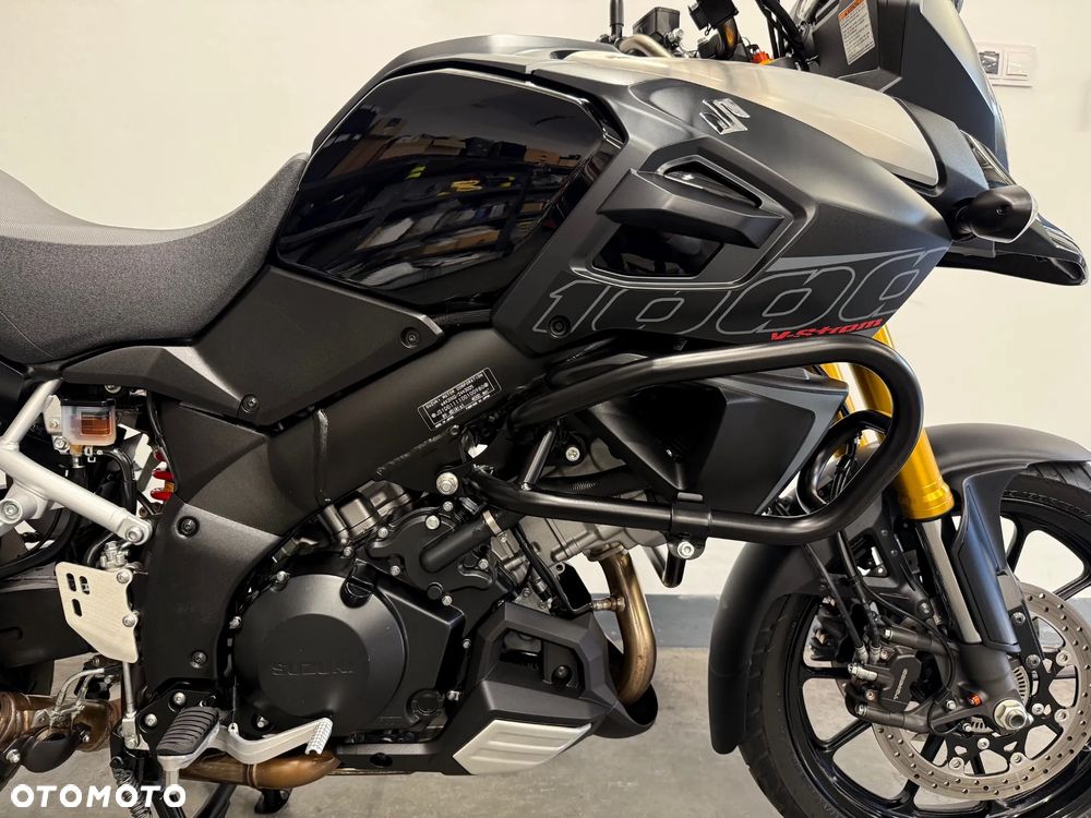 Suzuki V-STROM - 18