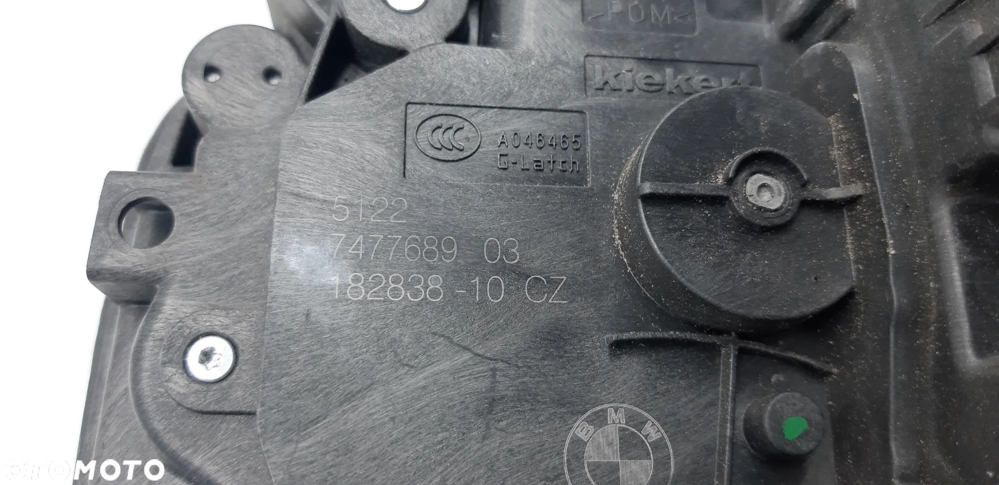 Zamek drzwi lewy tył 7477689 BMW G31 xDrive 2.0B hybryda 2022r lift kombi 4x4 - 4