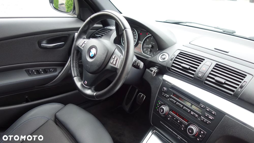 BMW Seria 1 116i Edition Sport - 31